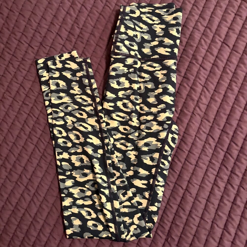 Aerie OFFLINE Goals 7/8 Leggings XS – Green Leopard Print, Like New